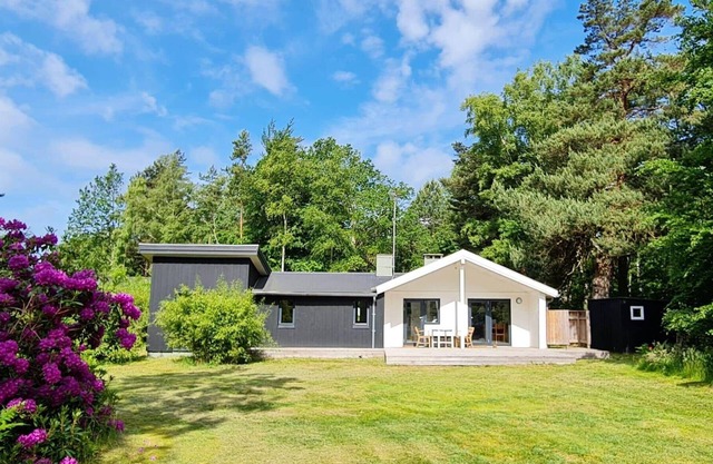 10085-1 Nykøbing Sj - Østvej 16