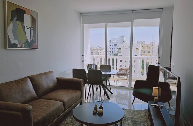 104 NIC - 501 STAY Cosmo City Suite