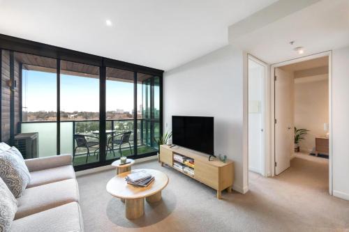 108 Flinders - Stunning Views & Prime Location