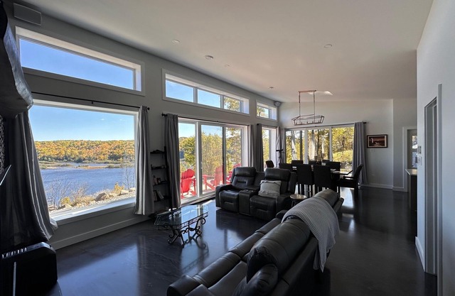 114 acres riverside property for you to enjoy peace and tranquility!