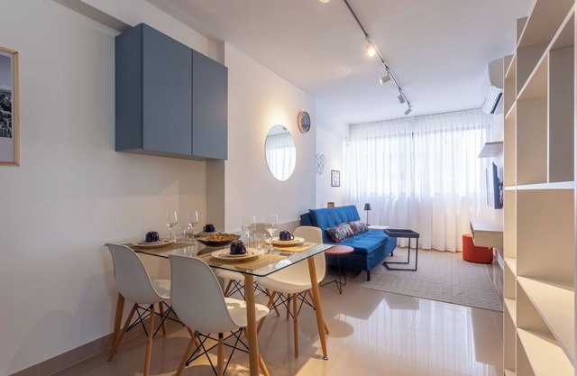 12 months min/NEW 1 bedroom apartment in high standard Beach Class condominium/Boa Viagem