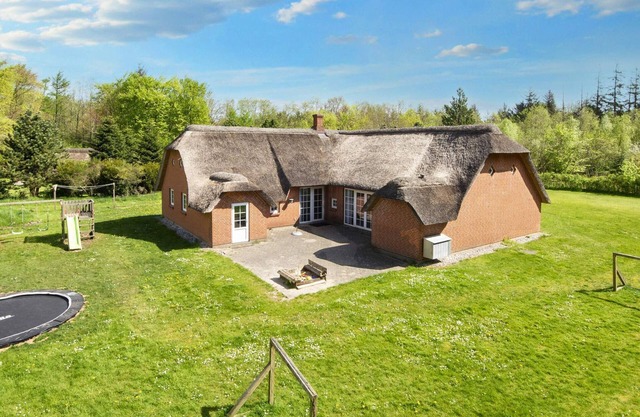 12 person holiday home in Ulfborg-By Traum