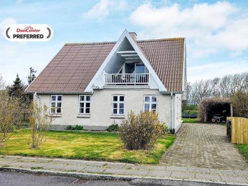 12 person holiday home in Vestervig-By Traum