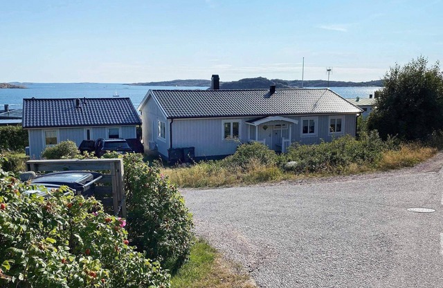 12 person holiday home in LYSEKIL-By Traum