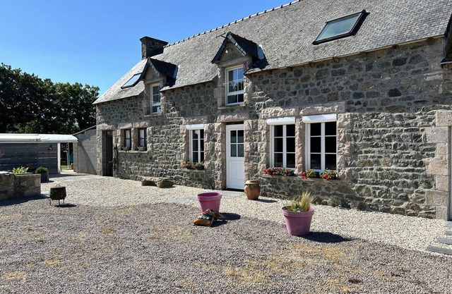 1200 - House for 5 adults and 2 infants with Spa.