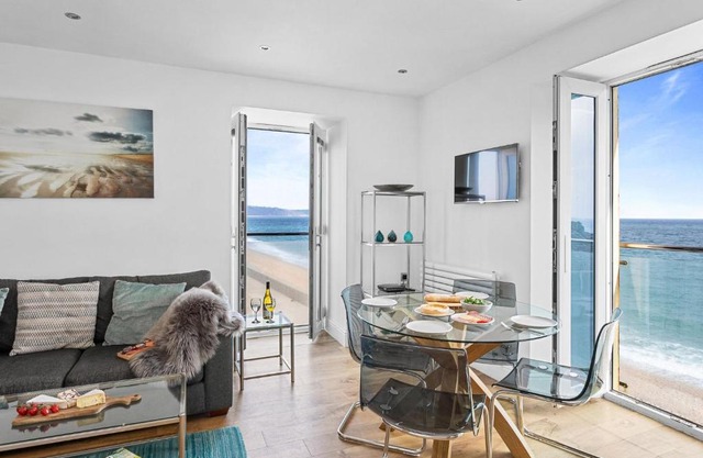 14 At The Beach, Torcross