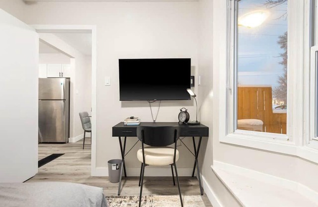 14 minutes from downtown, brand new home in Ottawa