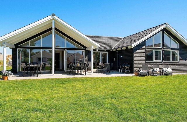 16 person holiday home in Hasselberg