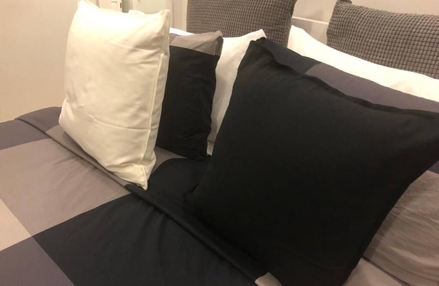 1703 1C · Enjoyable 1 bed Apt-20 min to NYC/Parking Avail.