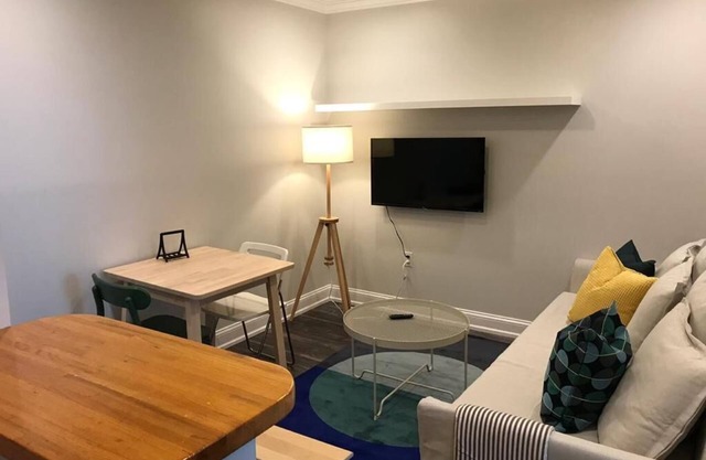 1703 4C · Phenomenal 1bed Apt/20 min to NYC-Parking Avail.