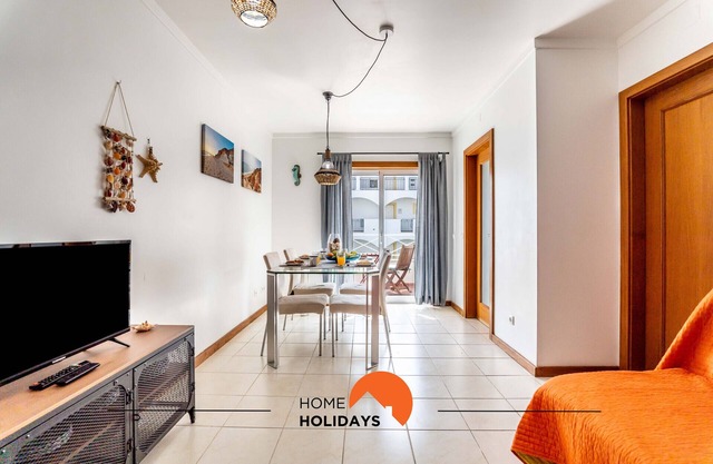 #172 Falésia Beach by Home Holidays