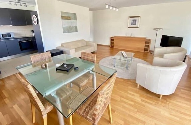 172 * Good location, spacious and free parking included !