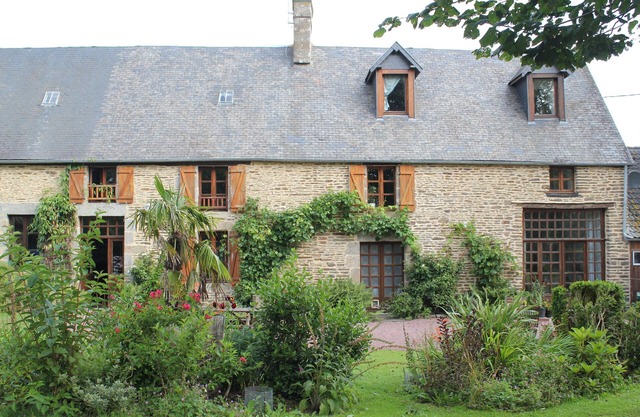 18th Century renovated farmhouse - situated in rural Normandy.