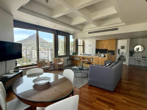#1903 Cartwright - Two Bedroom Mountain Views