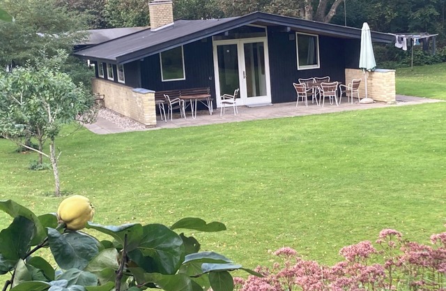 1960s nostalgic vacation idyll