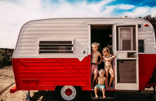 1971 Kayot Vintage Canned Ham Trailer-Ruby Red