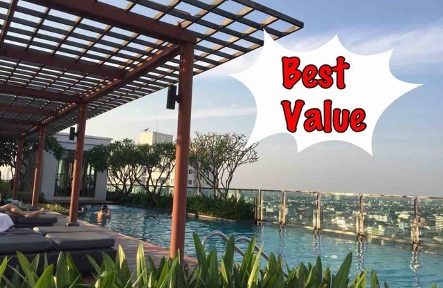 1BR Condo BTS Sukhumvit Line + Wifi