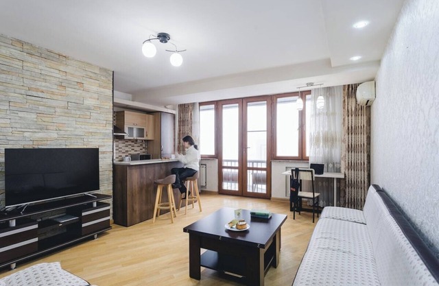 1BR:Sunshine/City Center/Panoramic view