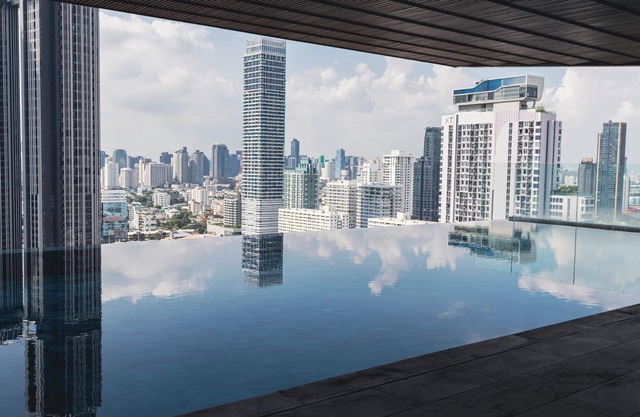 1BR-Thong Lor BTS 7mins, pool&gym with WiFi