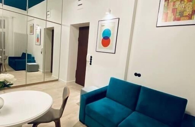 1BR, Vertuo coffee, Ada cosmetics, metro 3 minutes
