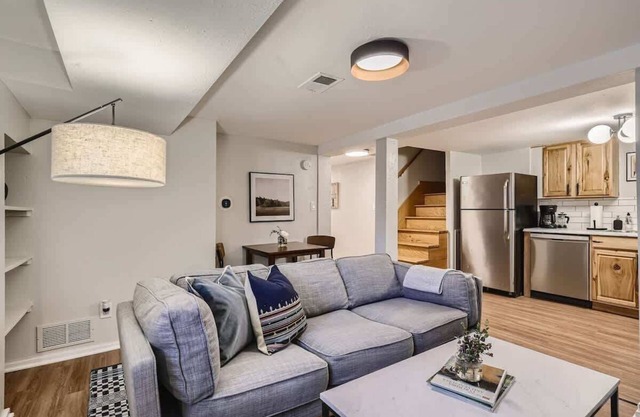 1st Ave by Modern Midstay/Wash Park & SoBo #F1