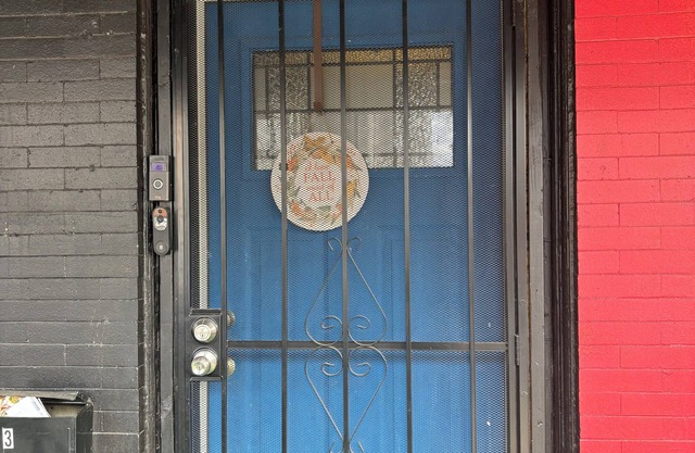 1st fl Studio across from Temple Hospital