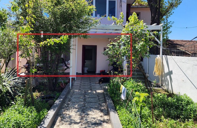 2+1 Flat in the Garden at the Bosphorus