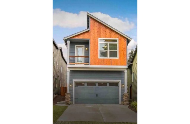 2,100 SqFt Contemporary Home W/Jacuzzi & Fire Pit