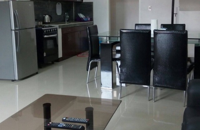 2-bdrm With car free on monthly rental near Clark, Angeles City