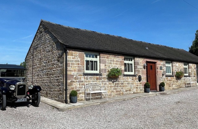 2 Bed Barn Alton Towers Chatsworth Polars Peaks