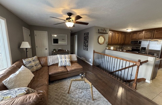 2 Bed - Office - Garage - Deck/Grill - Fence