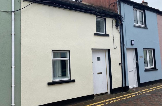 2 Bed Townhouse Eyre Square City Centre