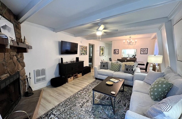 2 bedroom, 1 bath condo with view, Across from Sugar Mountain