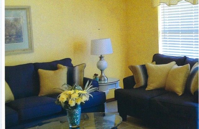 2 Bedroom 1 Bath Luxury Apartment