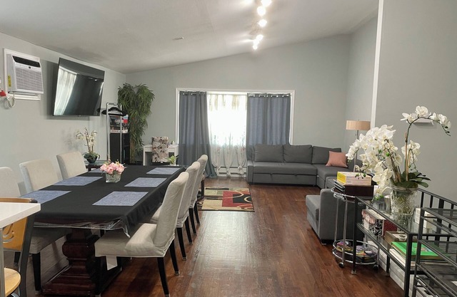 2 Bedroom & 5 Beds ★FREE Driveway Parking★ near NYC, EWR, Cruise Port