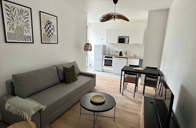 2 bedroom apartment Les Maisons des Pyrénées - Lourdes