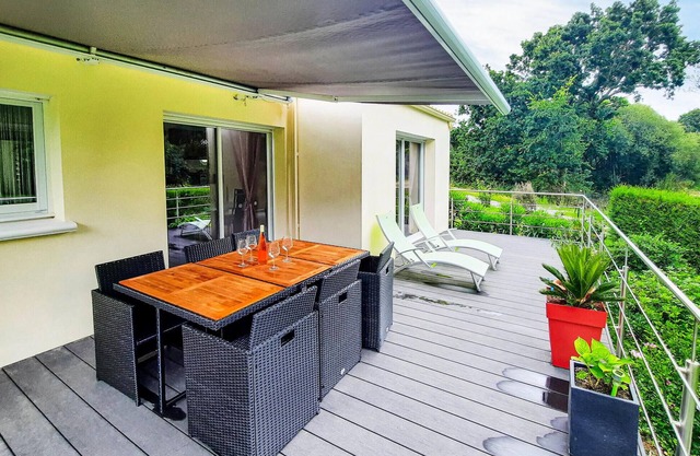 2 bedroom accommodation in St Michel Chef Chef