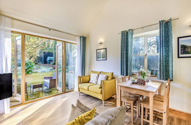 2 bedroom accommodation in Blagdon, near Cheddar