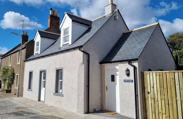 2 bedroom accommodation in Johnshaven
