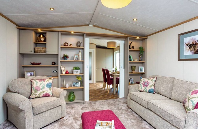 2 bedroom accommodation in Nr Kintore