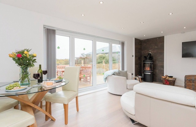 2 bedroom accommodation in Spey Bay, near Fochabers