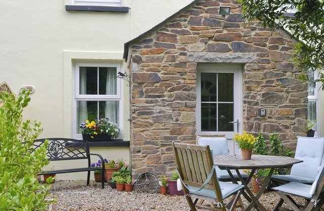 2 bedroom accommodation in St Austell