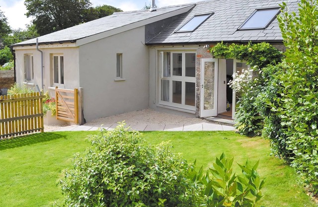 2 bedroom accommodation in Valast Hill, near Stackpole