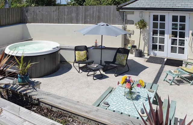 2 bedroom accommodation in Numphra, near Penzance