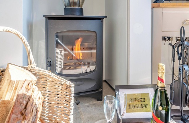 2 bedroom accommodation in Skirlaugh, Nr Hull