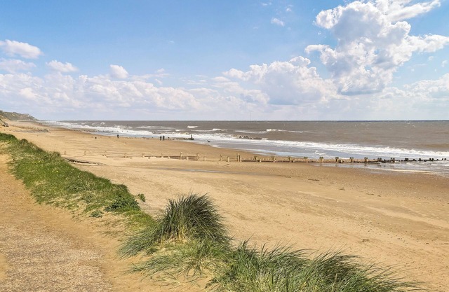 2 bedroom accommodation in Bacton