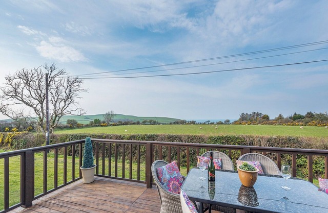 2 bedroom accommodation in Dinas, near Fishguard