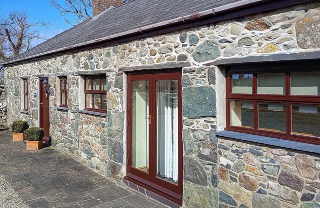 2 bedroom accommodation in Bontnewydd, Caernarfon