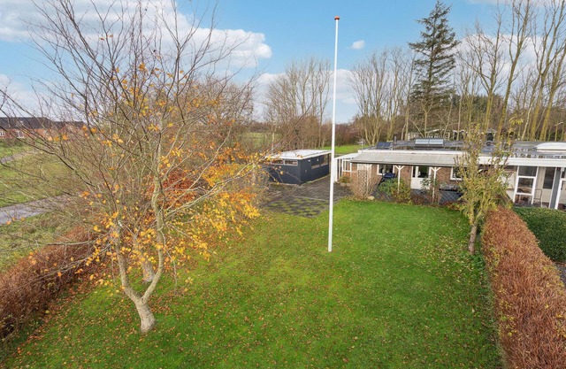 2 bedroom amazing home in Spøttrup
