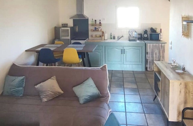2-bedroom apartment at the foot of the Pyrenees